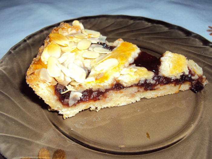 DSC01991; am mancat singura deja 1/4 din ea
