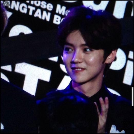 140212 LuHan @3rd Gaon Chart KPOP Awards.003 - exo - 140212 LuHan -3rd Gaon Chart KPOP Awards