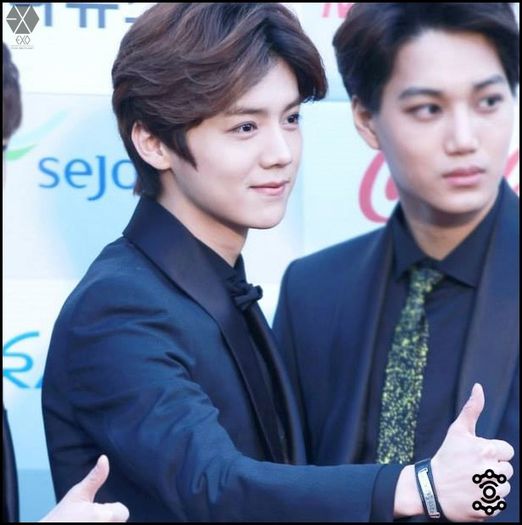 140212 LuHan @3rd Gaon Chart KPOP Awards.005 - exo - 140212 LuHan -3rd Gaon Chart KPOP Awards