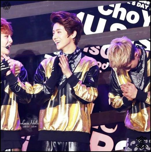 140212 LuHan @3rd Gaon Chart KPOP Awards.070