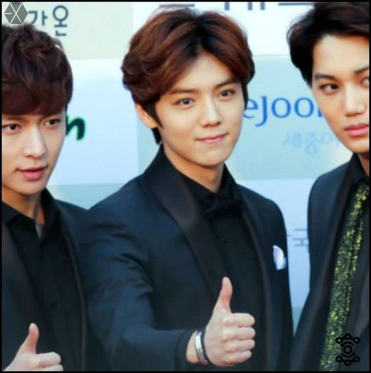 140212 LuHan @3rd Gaon Chart KPOP Awards.112