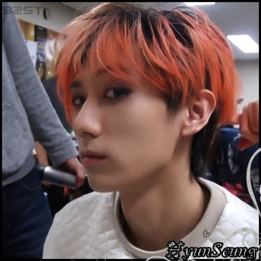 [(:] HyungJi nu existăă. :)) #K. Eh, asta este problema ei. :)) [ridică din umeri] #S. - ix __ Episodul 056 __ xi