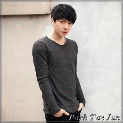 [☺] Şi îi spui cu pasiune.. `Iubire.. doar sufletul contează.`[des]; Apoi îl iei de după talie şi îl tragi pe tine şi adaugi `Dar la mine şi portocalele sunt mari. Ai tot ce vrei. ©ur, talie de viespe şi multă dragoste.`
