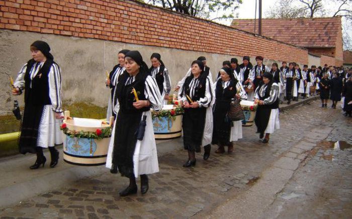  - PORTUL POPULAR ROMANESC
