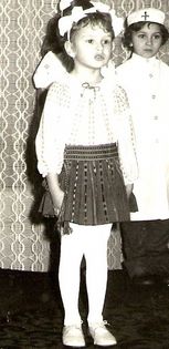 La serbarea de  An Nou, decembrie 1984 - 1 C6