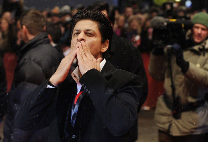 srk-kiss