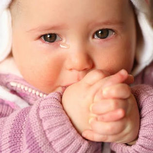 bebe-chorando - Sa ne amuzam