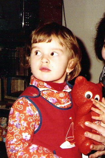 Andreea Zainescu, Bucuresti martie 1981 - 1 C1
