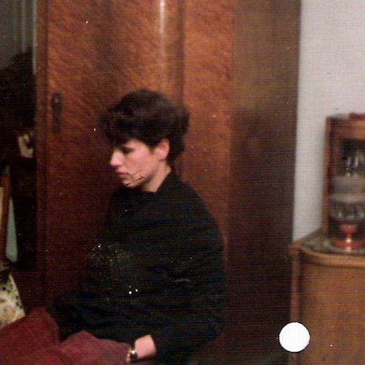 Si aici, undeva langa gara Iasi, se intrerupe copilaria...; 7 decembrie 1985
