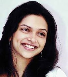 69 - ALEGE-TI-VA 5 POZE LIBERE CU DEEPIKA PADUKONE