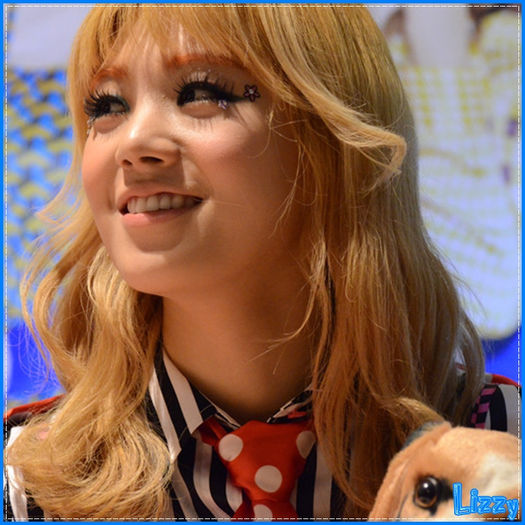 ↘. Dintr-un sifonier :))