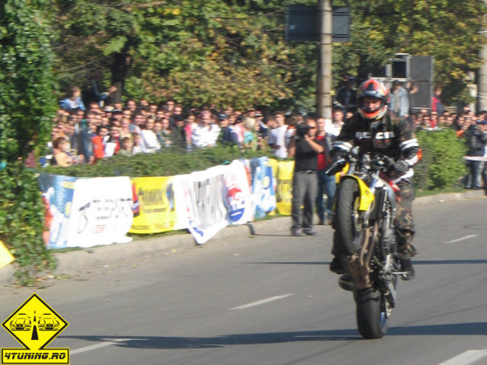 cand alti nu stiau de asta (stunt)