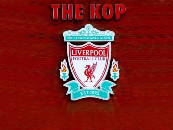 Liverpool - Poze cu embleme de fotbal