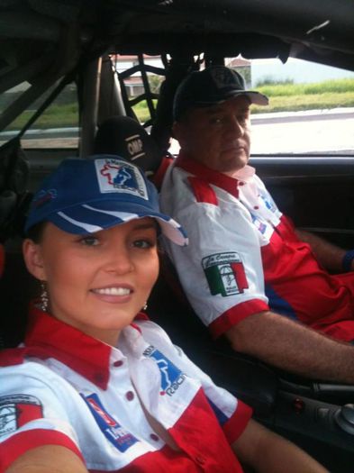 156672_474397022600904_2007555195_n