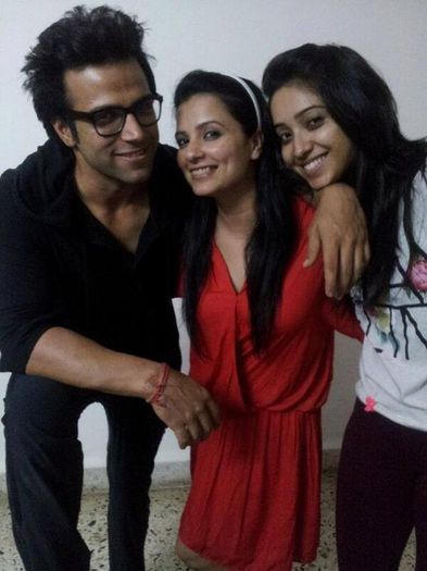 Asha & Rithvik With Neetu Singh!