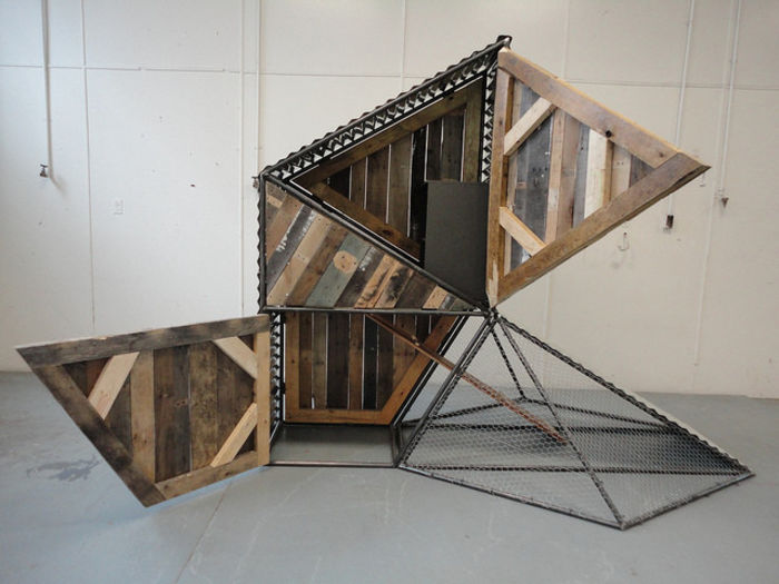 Coop-Chicken-Circus-Studio-H