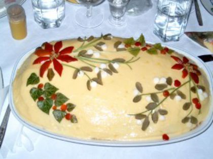 salata de boeuf - Idei de aranjare a platourilor pentru mese festive