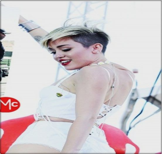 day 364 - own inflexibleHEARTxo . - imperfections equal beauty