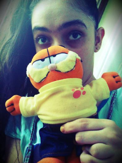 1016705_595190493899452_843070196_n