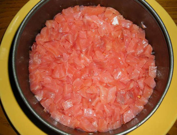 Seledka_pod_shuboj_s_semgoj_semga