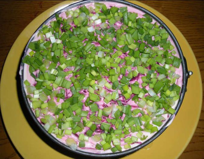 Foto_recept_salata_seledka_pod_shuboj_s_semgoj