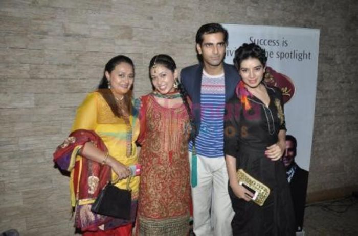 hpse_normal__1465827162_Sukirti Kandpal at Box Cricket League launch in Sun N Sans, Mumbai on 11th M