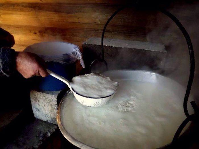 1000254_597472346955319_1439375849_n - Satucul meu drag