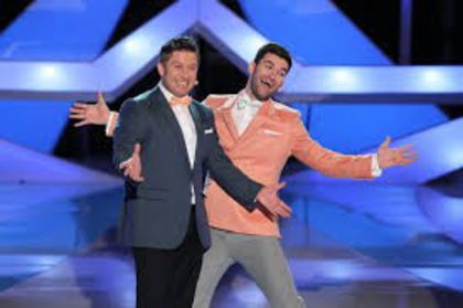 images - Moment incredibil la Romanii au talent - Fernando de la Caransebes l-a lovit pe Mihai Petre