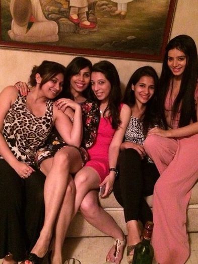 1654206_597638223646324_166456729_n