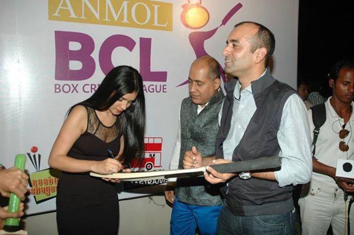 1970365_306050609544096_165037166_n