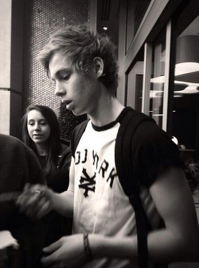  - Luke Hemmings
