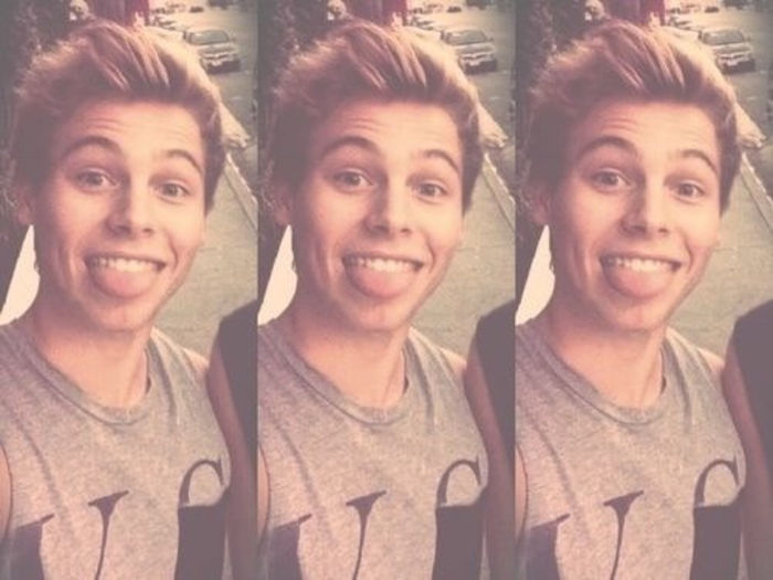  - Luke Hemmings