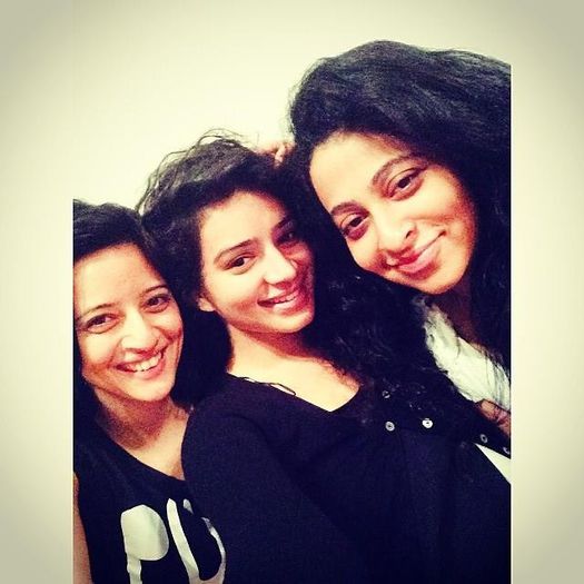 10152600_307075766108247_1216530370_n