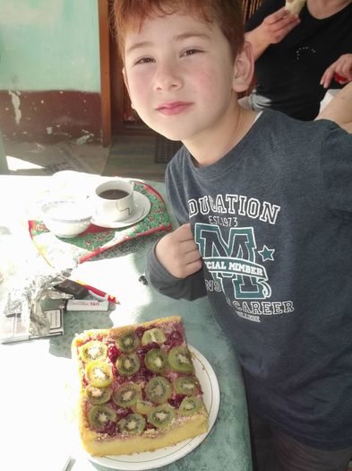 OARE-I BUNA MAMALIGA ??? - NO COMMENT