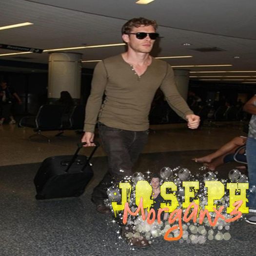 JULY 6TH - AT LAX (2012) - x-- His appearances are perfect - Elegant with a smile on his lips