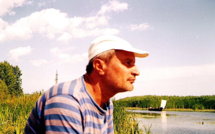 Cardon, pe malul canalului, iunie 2003