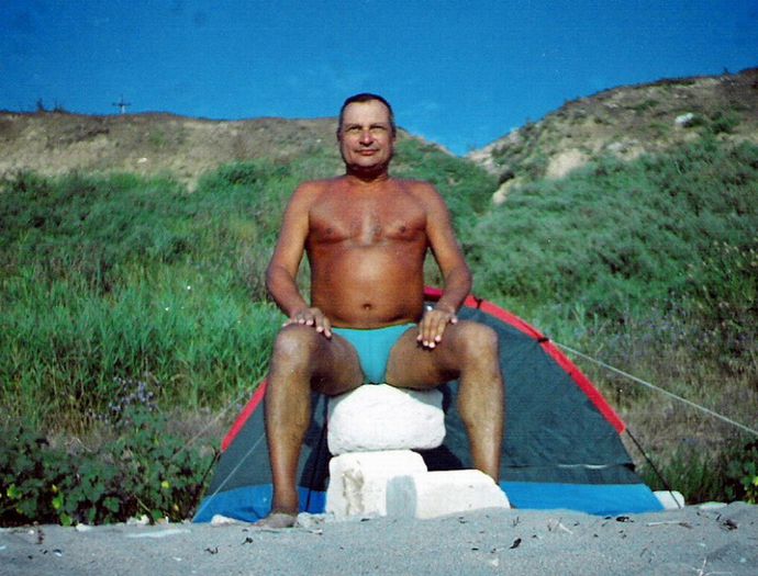 Cu cortul in Golful Schitu, iulie 2003