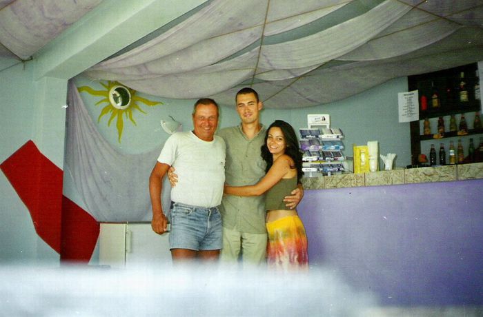 Cu Duo Baba Novac, Bujor si Mihaela (Maca); In Schitu (Costinesti) iulie 2003
