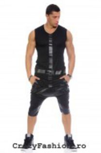 bluza-asimetrica-cu-aplicatii-de-piele-eco-clubbing-by-mephisto~2502 - Amir Gawabreh-Daniel 2
