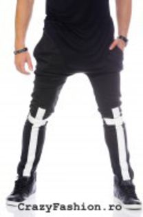 pantaloni-cu-tur-lasat-si-aplicatii-de-piele-eco-clubbing-by-mephisto~2493 - Amir Gawabreh-Daniel 2
