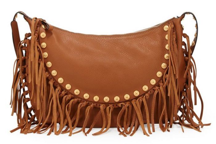 Valentino-C-Rockee-Studded-Fringe-Hobo-Bag - Cele mai cool modele cu franjuri din acest an