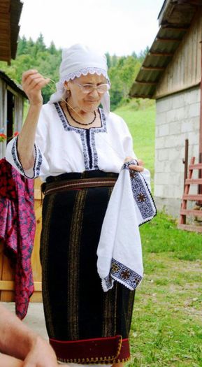 482700_500428553352103_958699131_n