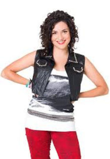 Bine Ludmila.Te ascult(i.g De parca am de ales) - A teenage love movie starts