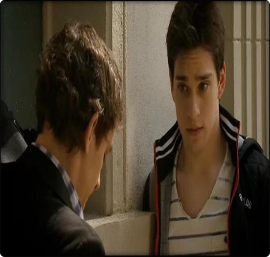 Oh doamne! Ce e ? :( #i.