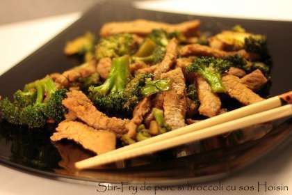 Felul principal : Stir-fry de porc si broccoli cu ghimbir si sos hoisin Felul principal : Stir-fry de porc si broccoli cu ghimbir si sos hoisin