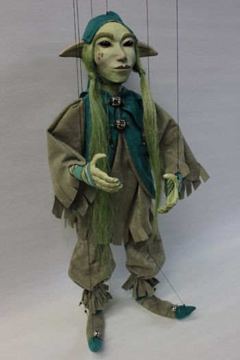  - MARIONETTE