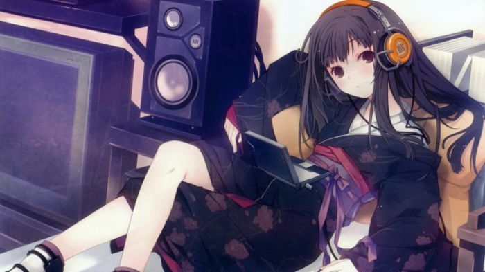 Anime-Girl-Listening-Music-640x360 - Anime