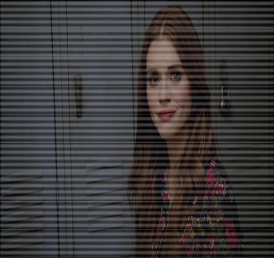 - Ce faceti ? (se pune pe canapea) - here - episode 01 - done