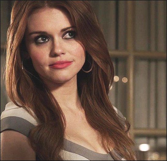 - ms dragule :)) *sare la el in spate* #Isaac ++ hey #caro