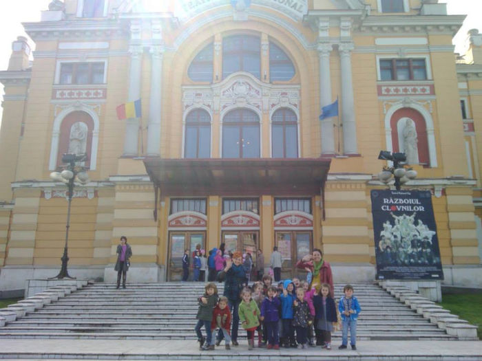 7 aprilie 2014; la spectacol de opera
